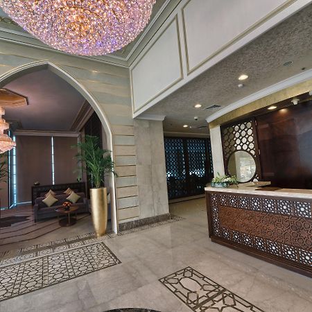 ซารายา คอร์นิเช โฮเต็ล Hotel โดฮา ภายนอก รูปภาพ The lobby of the hotel