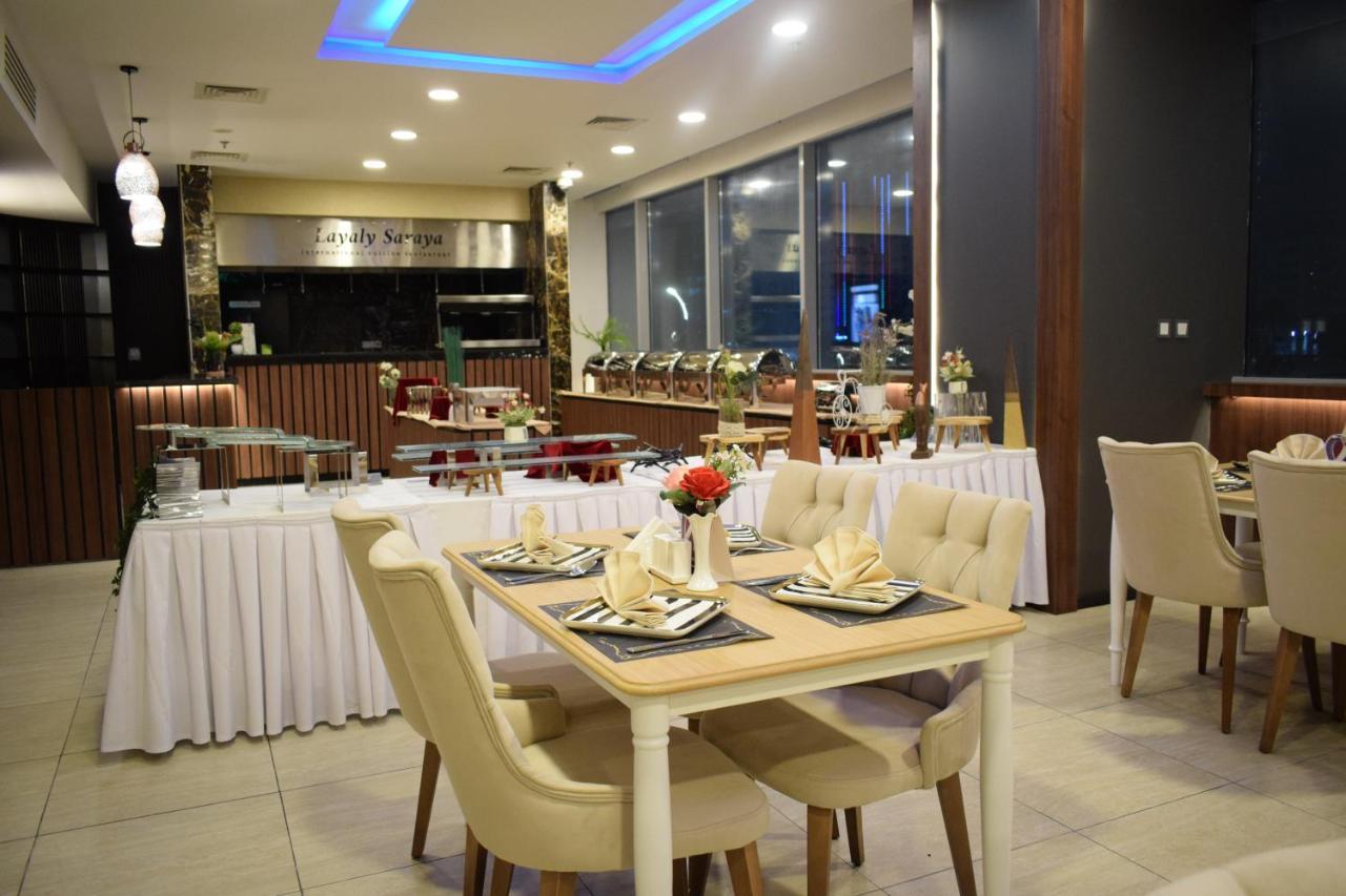 ซารายา คอร์นิเช โฮเต็ล Hotel โดฮา ภายนอก รูปภาพ The Avenue