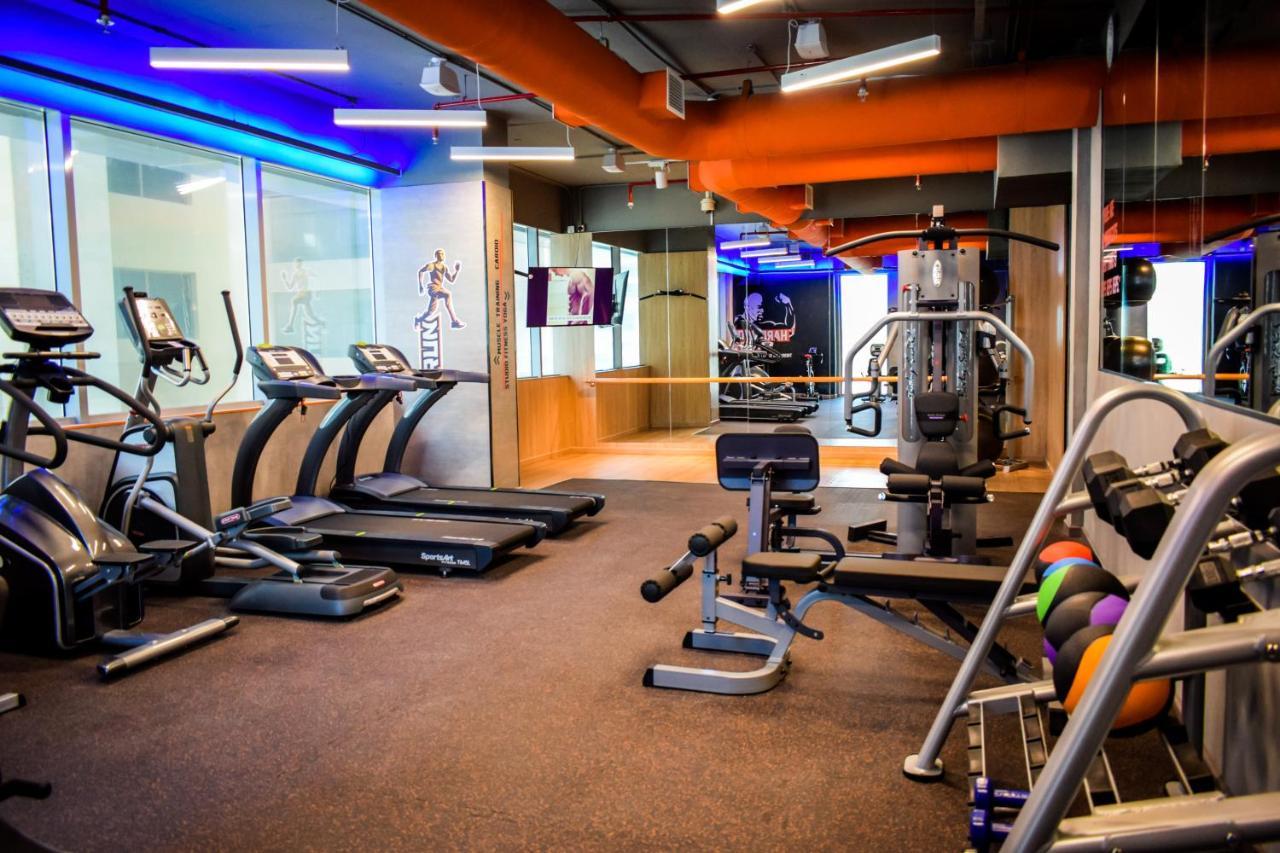 ซารายา คอร์นิเช โฮเต็ล Hotel โดฮา ภายนอก รูปภาพ A gym in the United States